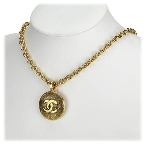 vintage chanel cc pendant necklace